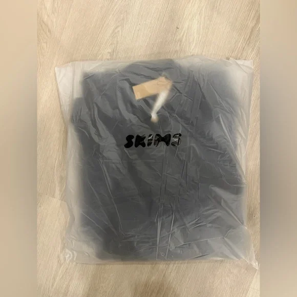 NWT Skims Boyfriend Fleece Trench Coat size Medium - Picture 7 of 8